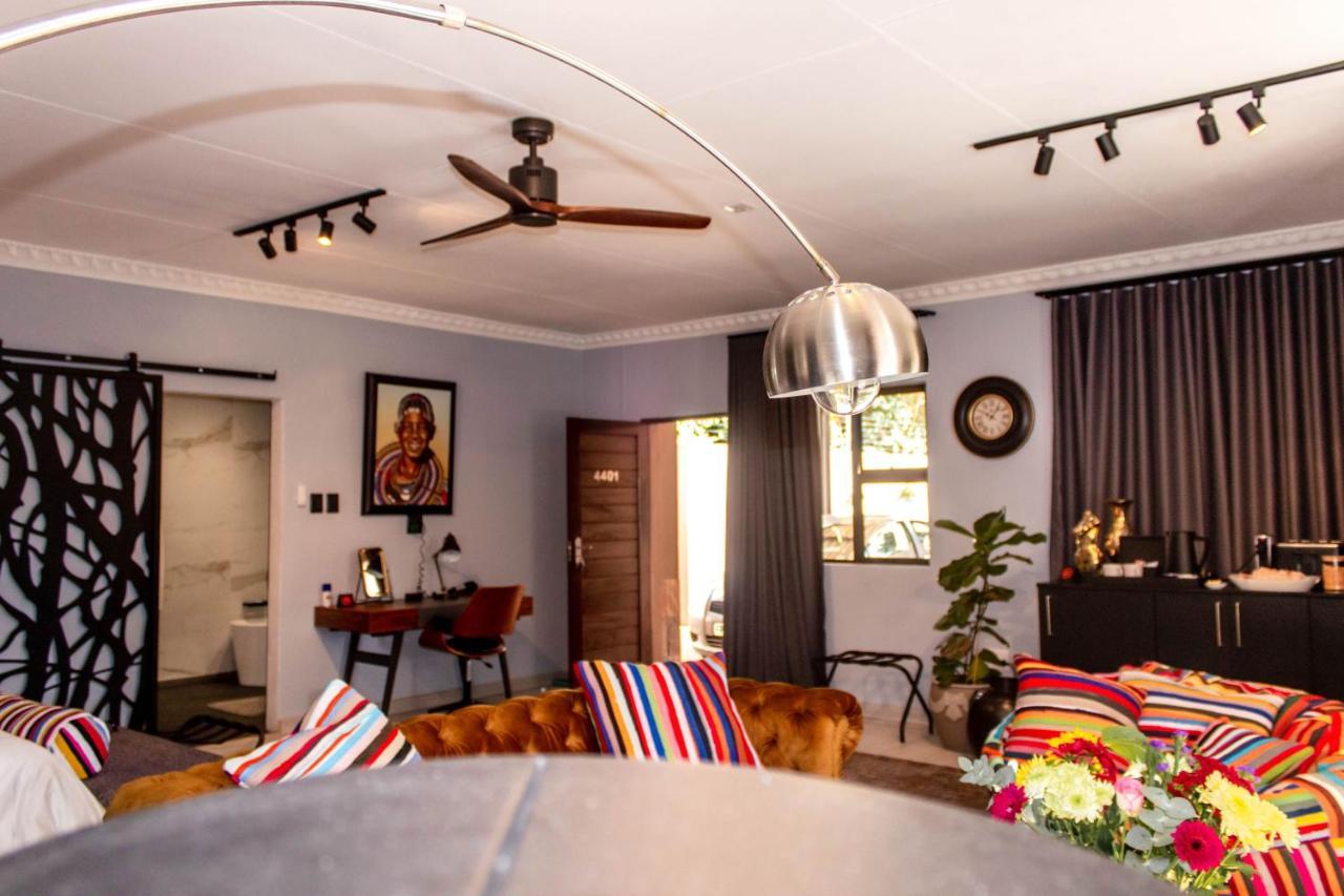 Forty 4 On Hoog Polokwane Exterior foto