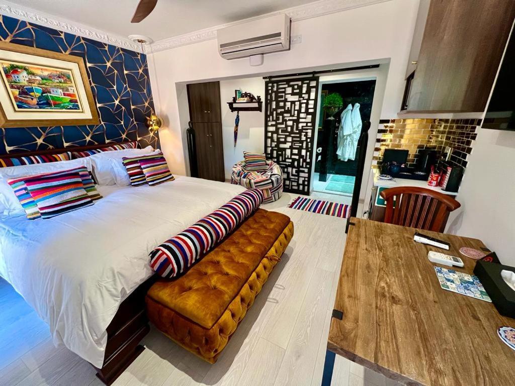 Forty 4 On Hoog Polokwane Exterior foto